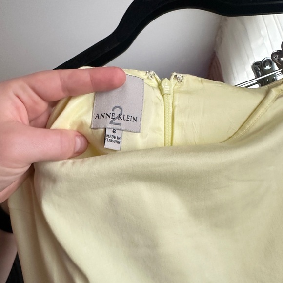 Anne Klein Pencil Light Yellow Skirt - Picture 5 of 5